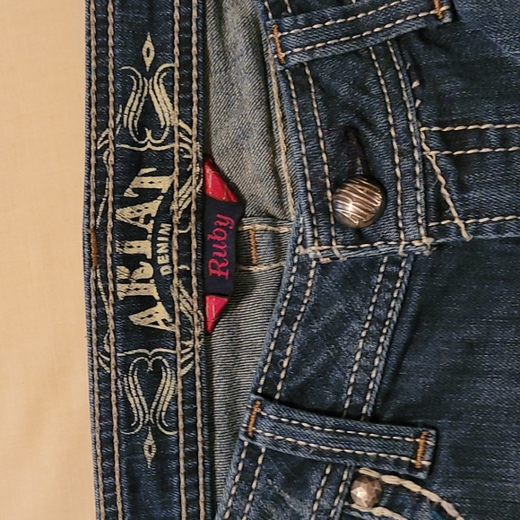 Ariat Ruby Jeans (Size 29 / 30 inseam) - Picture 3 of 6